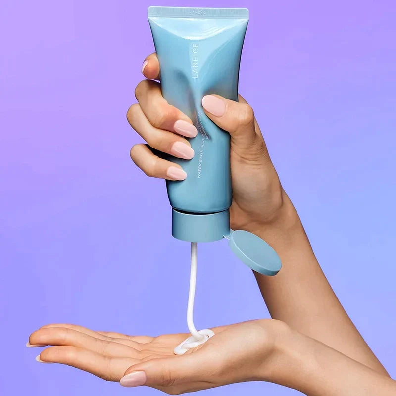 Mousse nettoyante Water Bank Blue Hyaluronic